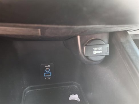 Used 2018 Dodge Journey SE w/ Popular Equipment Group image 8
