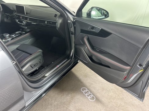 Used 2018 Audi A4 2.0T Premium Plus w/ Premium Plus Package image 9