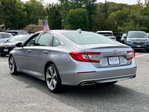 Certified 2018 Honda Accord Touring image 7