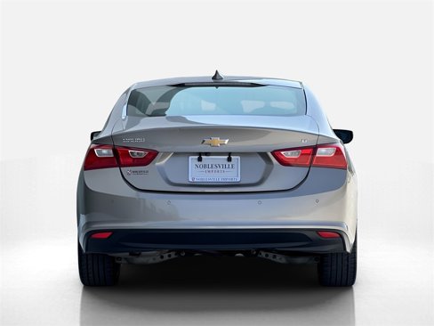 Used 2023 Chevrolet Malibu LT w/ Driver Confidence Package image 7