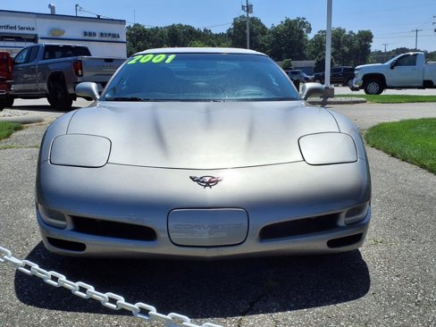 Used 2001 Chevrolet Corvette Convertible w/ Preferred Equipment Group2 image 2