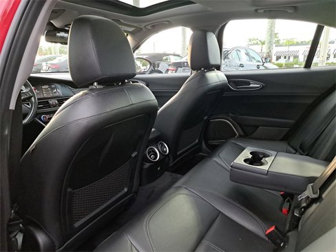 Used 2021 Alfa Romeo Giulia Sprint w/ Sun & Sound Package image 10