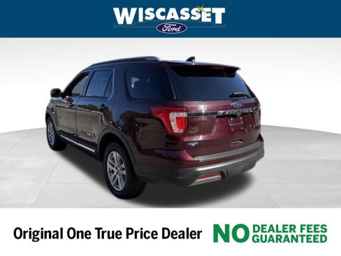 Used 2019 Ford Explorer XLT w/ Class III Trailer Tow Package image 24
