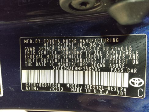Used 2021 Toyota Corolla LE image 33