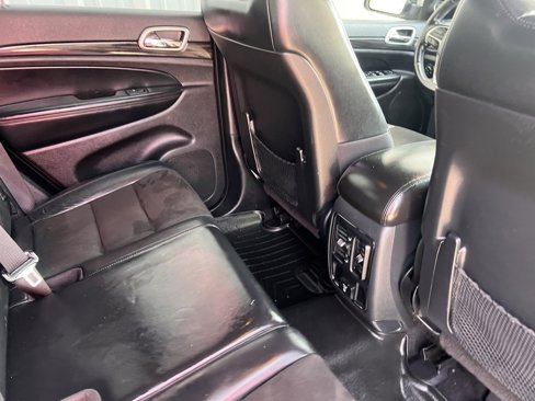 Used 2020 Jeep Grand Cherokee Altitude image 37