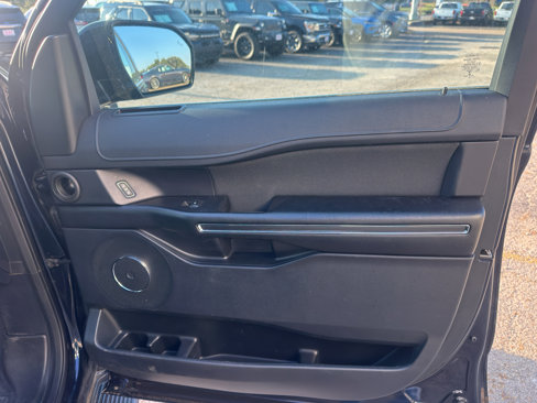 Used 2021 Ford Expedition XL image 15