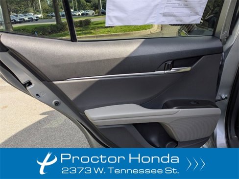 Used 2023 Toyota Camry SE image 33