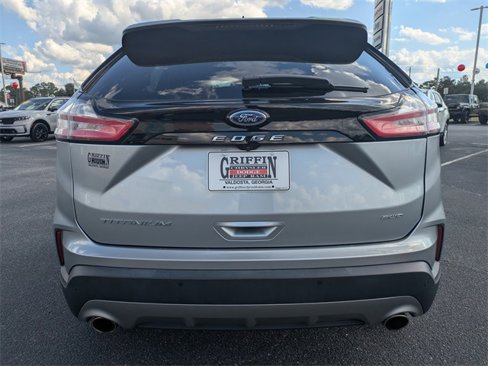 Used 2022 Ford Edge Titanium image 4