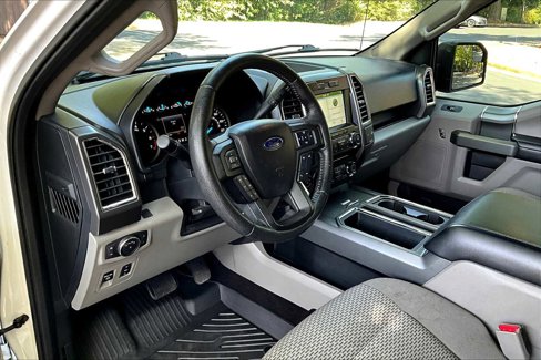 Used 2016 Ford F150 XLT w/ Equipment Group 302A Luxury image 16