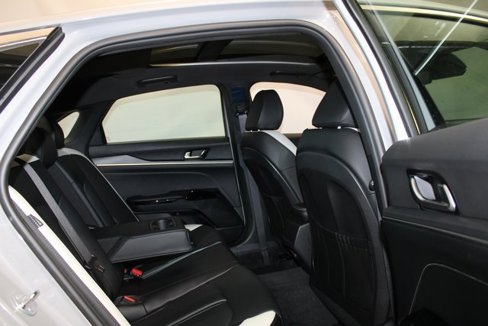 Used 2025 Kia K5 GT-Line w/ GT-Line Premium Package image 13