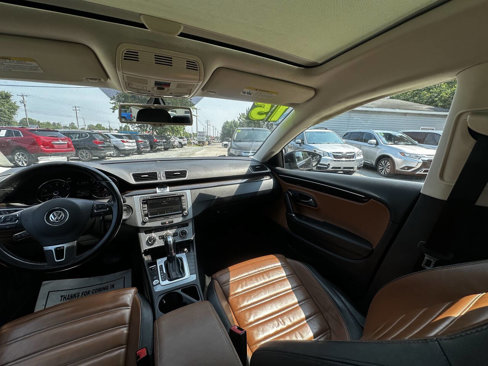 Used 2015 Volkswagen CC Executive image 22