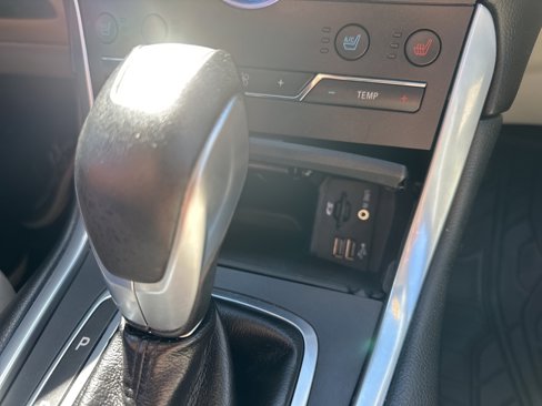 Used 2015 Ford Edge Titanium w/ Equipment Group 302A image 5