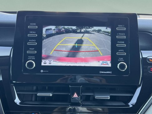 Used 2023 Toyota Camry SE image 16