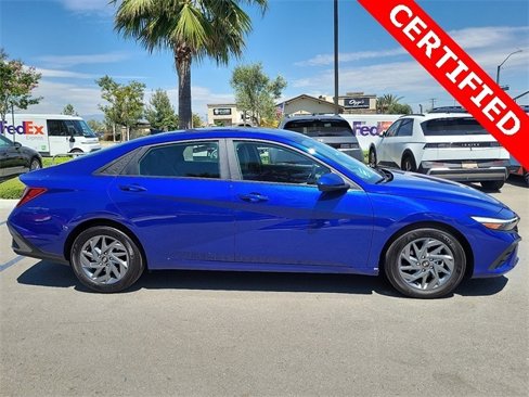 Certified 2024 Hyundai Elantra SEL image 23