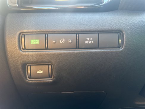 New 2024 Nissan Sentra SV w/ SV Premium Package image 21