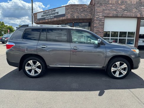 Used 2011 Toyota Highlander Limited w/ Tow Pkg image 15