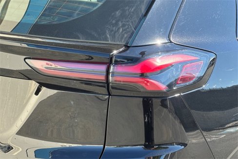 Used 2022 Chevrolet Bolt EUV Premier w/ Super Cruise Package image 48