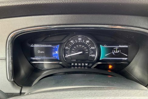 Used 2016 Lincoln Navigator L Select image 25