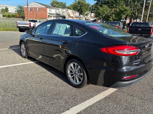 Used 2019 Ford Fusion SE image 5