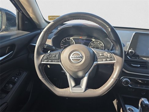 Used 2022 Nissan Altima 2.5 SR image 12