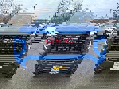 New 2025 GMC Canyon Elevation w/ Convenience Package image 2