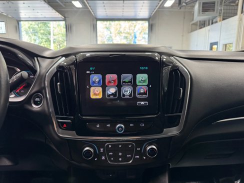 Used 2018 Chevrolet Traverse LT image 40
