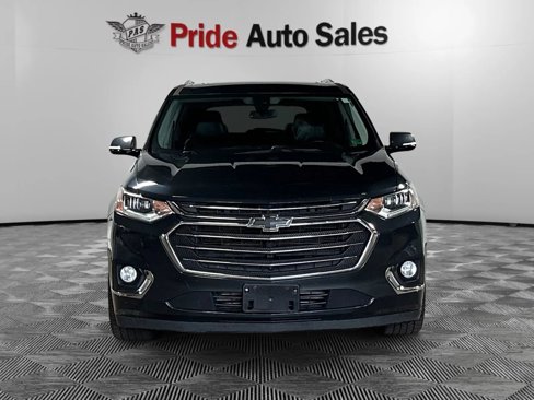 Used 2018 Chevrolet Traverse Premier image 2