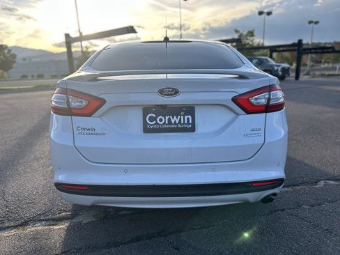 Used 2015 Ford Fusion SE image 7