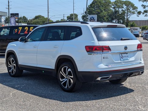 Certified 2023 Volkswagen Atlas SE w/ Black Wheel Package image 5