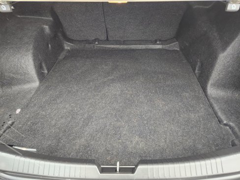Used 2020 Chevrolet Malibu LS image 35