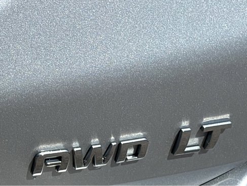 Used 2021 Chevrolet Equinox LT image 22