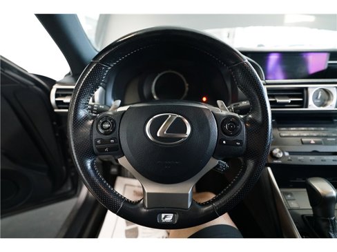 Used 2016 Lexus IS 200t image 19