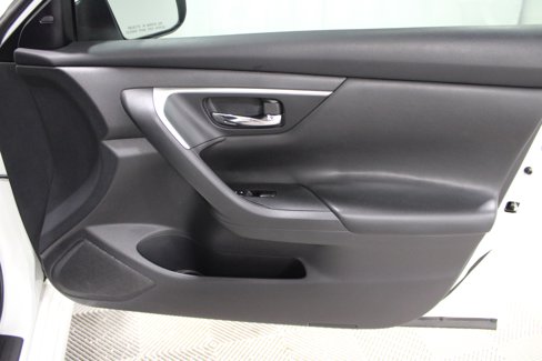 Used 2018 Nissan Altima 2.5 SV image 17