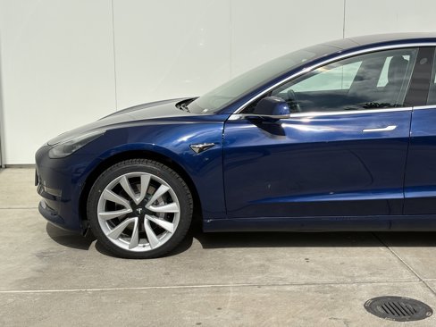 Used 2018 Tesla Model 3 Long Range image 5