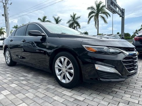 Used 2020 Chevrolet Malibu LT image 1