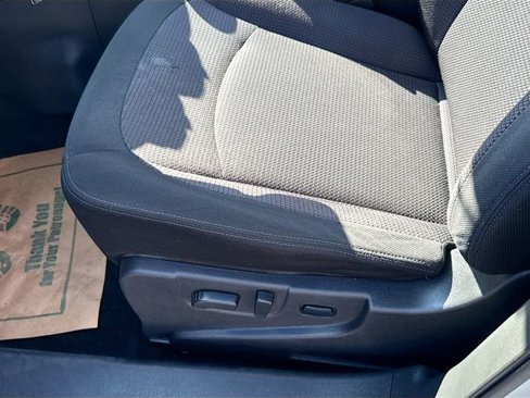 Used 2011 Nissan Rogue SV w/ Premium Pkg image 20