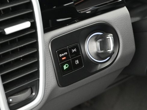 Certified 2019 Porsche Cayenne image 15