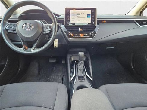 Used 2021 Toyota Corolla LE image 14