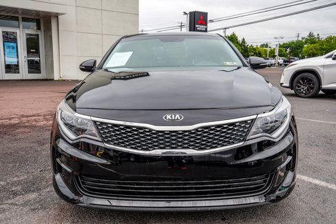 Used 2017 Kia Optima EX image 2