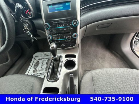 Used 2015 Chevrolet Malibu LS image 24