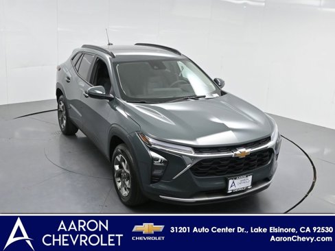 New 2025 Chevrolet Trax LT w/ Driver Confidence Package image 36