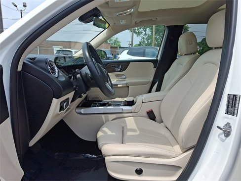 Used 2022 Mercedes-Benz GLB 250 4MATIC image 14