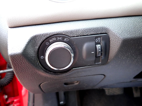 Used 2015 Chevrolet Cruze LS image 35