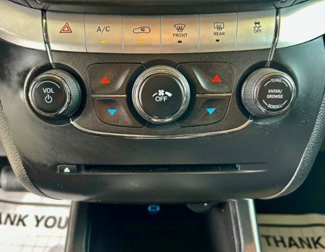 Used 2018 Dodge Journey SE image 15