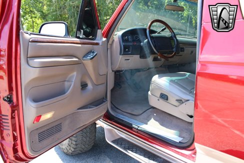 Used 1996 Ford Bronco image 16