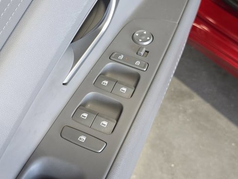 Certified 2024 Hyundai Elantra SEL image 27