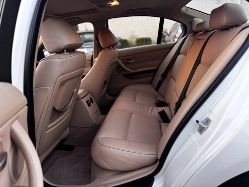 Used 2008 BMW 335i Sedan image 16
