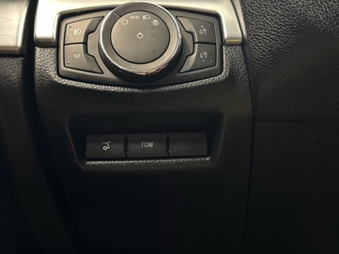 Used 2019 Ford Explorer Limited w/ Class III Trailer Tow Package image 14