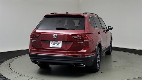 Used 2020 Volkswagen Tiguan SE image 6