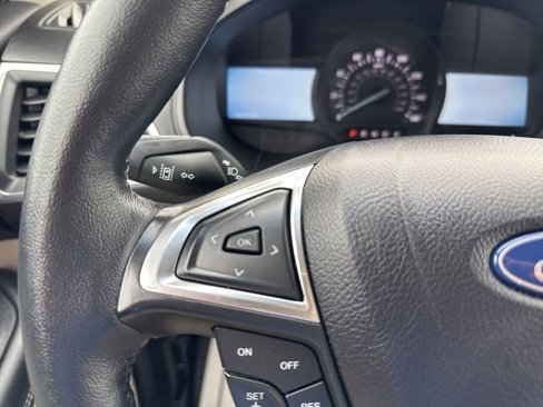 Used 2024 Ford Edge Titanium image 15